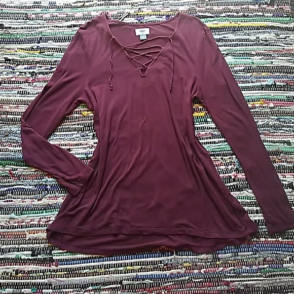 Old Navy Tops - Old Navy Burgundy Lace Up Top